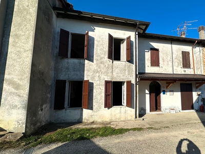 Vendita Casa indipendente Tizzano Val Parma