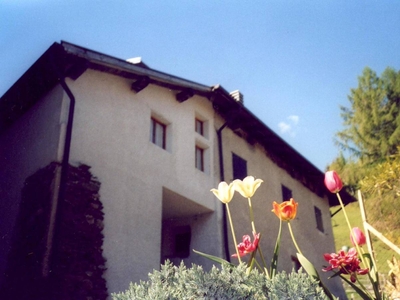 Accogliente appartamento con balcone a 1,5 km da Centa San Nicolò