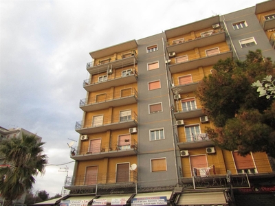 Appartamento in vendita a Catania Corso Indipendenza