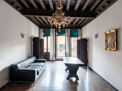 Appartamento in Vendita a Venezia, zona San Marco, 1'300'000€, 260 m²