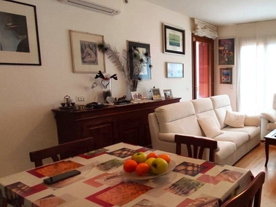 Appartamento in Via Vassallo, 10, Siziano (PV)