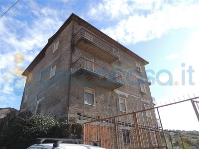 Appartamento Quadrilocale in vendita a Monte Romano