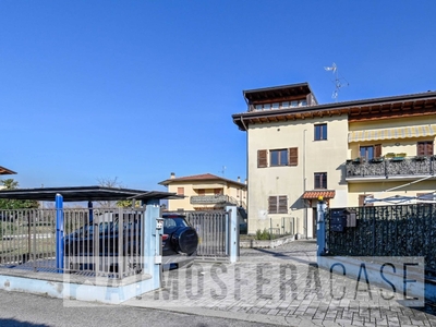 Bilocale in VIA VENTOGLIO, Brembate di Sopra, 1 bagno, con box, 50 m²