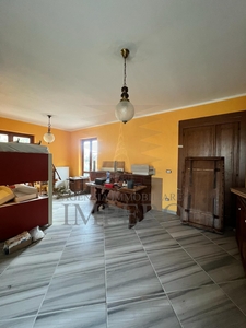 Casa indipendente con terrazzo in strada gardiora, Bordighera