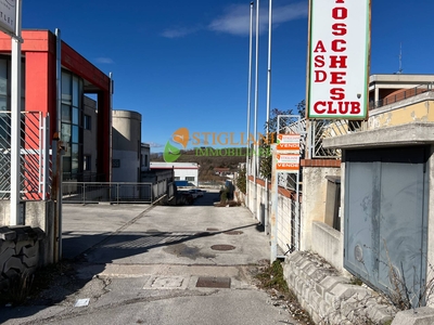 Locale commerciale in vendita, Campobasso viale unit? d'italia