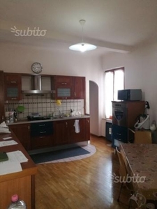 Quadrilocale ad Ancona, 1 bagno, arredato, 84 m², 4° piano in vendita