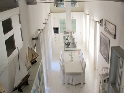 Quadrilocale in Via Montebello 80, Ancona, 2 bagni, 140 m², 1° piano