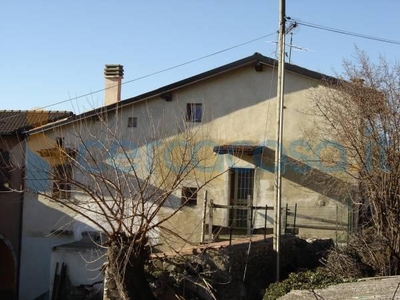 Rustico casale in vendita in Via Piave, Serle
