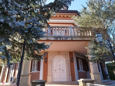 Villa in Vendita in Via sant'Eustachio a Avellino