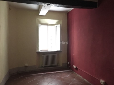 Appartamento in Affitto a Modena, zona Centro Storico, 750€, 100 m²