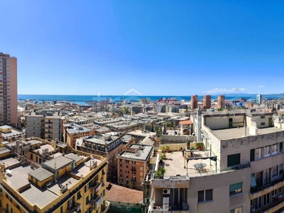 Appartamento in in vendita da privato a Genova via dei Landi, 1