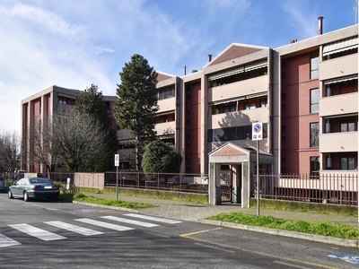 Appartamento in vendita a Garbagnate Milanese Milano