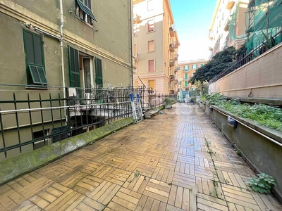 Appartamento in vendita a Genova corso Aurelio Saffi, 9