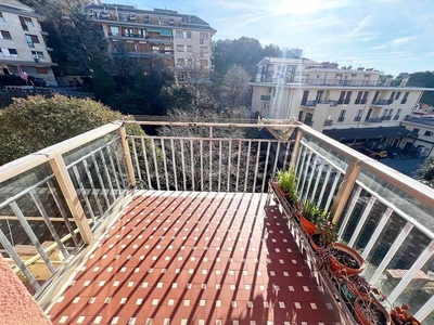 Appartamento in vendita a Genova corso Europa, 842