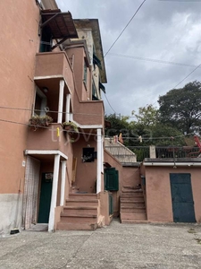 Appartamento in vendita a Genova salita Ca' Bianca