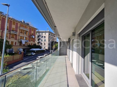 Appartamento in vendita a Genova via Boccadasse, 39