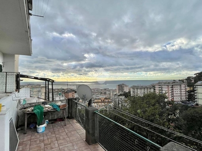 Appartamento in vendita a Genova via Camillo Vianson, 15