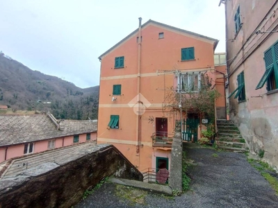 Appartamento in vendita a Genova via costa del vento, 10