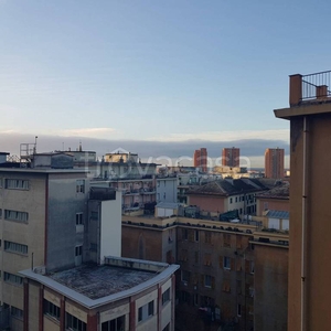 Appartamento in vendita a Genova via Curro'