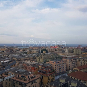 Appartamento in vendita a Genova via dei Landi