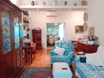 Appartamento in vendita a Genova via Gian Pietro Sery