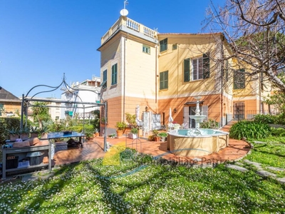 Appartamento in vendita a Genova via Giuseppe Majorana