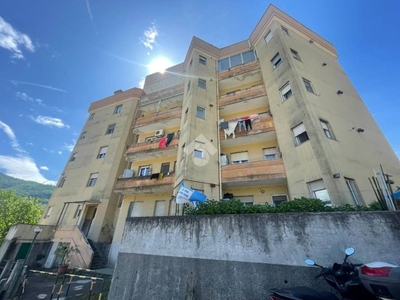 Appartamento in vendita a Genova via Inferiore Rio Maggiore