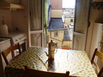 Appartamento in vendita a Genova via Lemerle