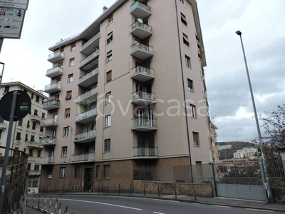 Appartamento in vendita a Genova via Leonardo Montaldo, 40
