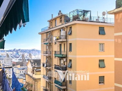 Appartamento in vendita a Genova via Monte Rosa