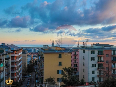 Appartamento in vendita a Genova via Negroponte, 75