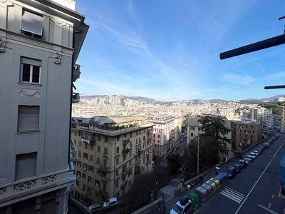 Appartamento in vendita a Genova via Nizza, 12