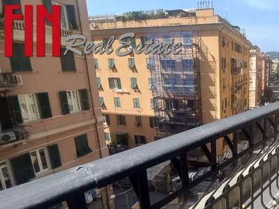 Appartamento in vendita a Genova via Nizza