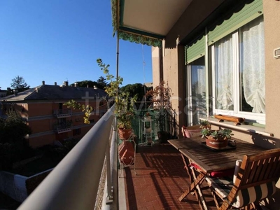 Appartamento in vendita a Genova via Orsini