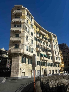 Appartamento in vendita a Genova via Paride Salvago