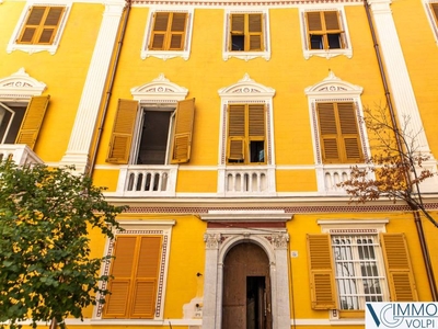 Appartamento in vendita a Genova via Pastrengo