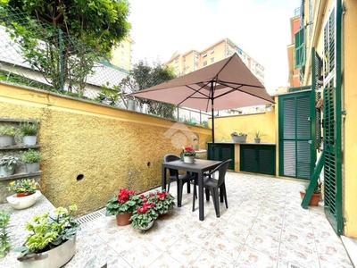 Appartamento in vendita a Genova via reggio, 11