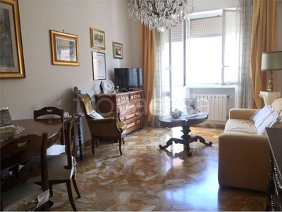 Appartamento in vendita a Genova via San Martino