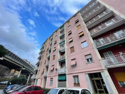 Appartamento in vendita a Genova via Sant'Alberto, 11