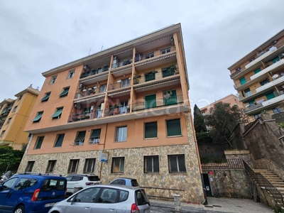 Appartamento in vendita a Genova via Vittorino Era