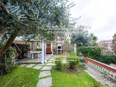 Appartamento in vendita a Genova vico Barnabiti, 25