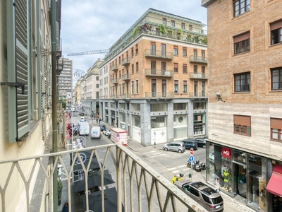 Appartamento in Vendita a Torino, zona Centro, 755'000€, 210 m²
