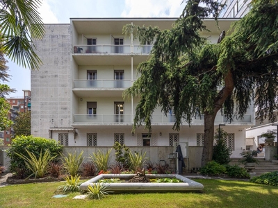 Appartamento in Vendita a Torino, zona Crocetta, 890'000€, 295 m²