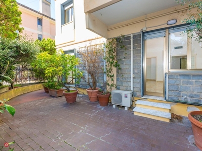 Appartamento in Vendita in Via Angelo Carrara a Genova