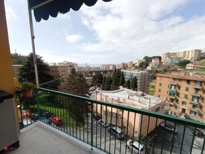 Appartamento in Vendita in Via Branega 75 a Genova