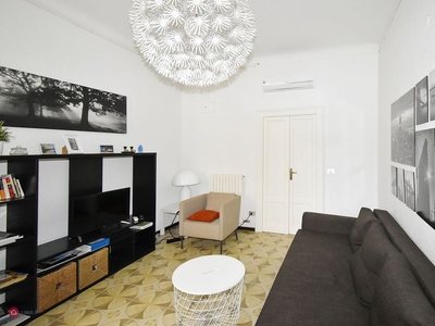 Appartamento in Vendita in Via Giulio Tarra 6 a Milano