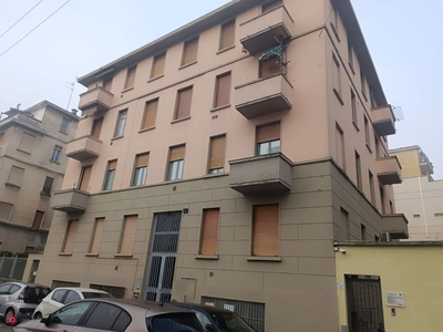Appartamento in Vendita in Via Giuseppe Cuzzi 4 a Milano