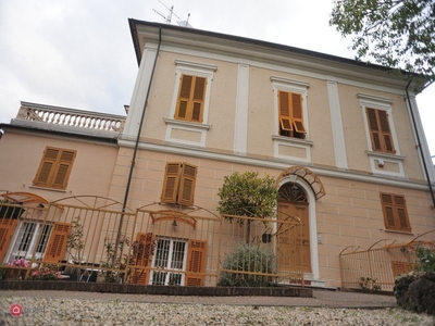 Appartamento in Vendita in Via Isocorte a Genova