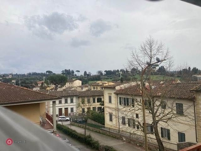 Appartamento in Vendita in Via Ugo Foscolo a Firenze