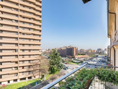 Appartamento in Vendita in Viale Bacchiglione a Milano